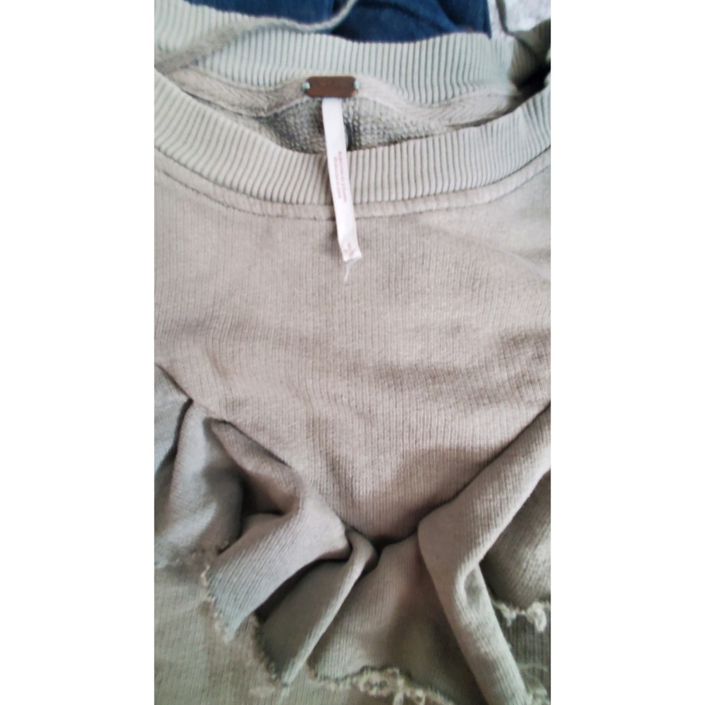 Free People Ruffle Front Sweatshirt Sage Green Raw Hem Pullover Small - Picture 5 of 6
